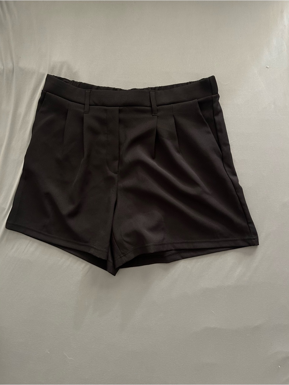 32 Degrees Black High-Waist Pleated Tailored Shorts